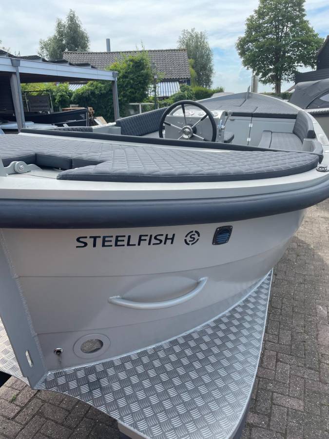 Steelfish 670 vaarklaar 60pk Honda grijs Loosdrecht — foto 4 van 8