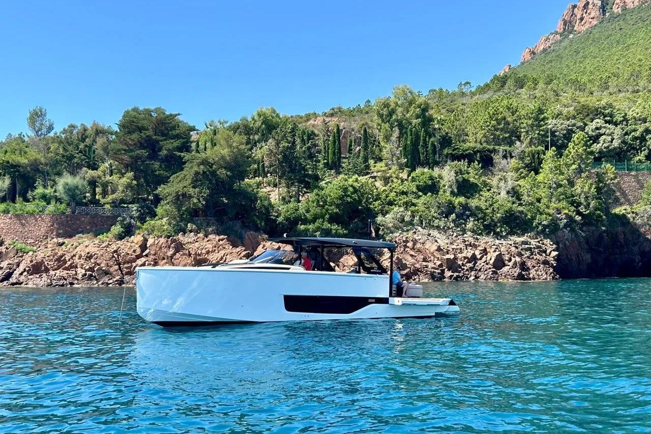 Cranchi A46 Luxury Tender — foto 2 van 21