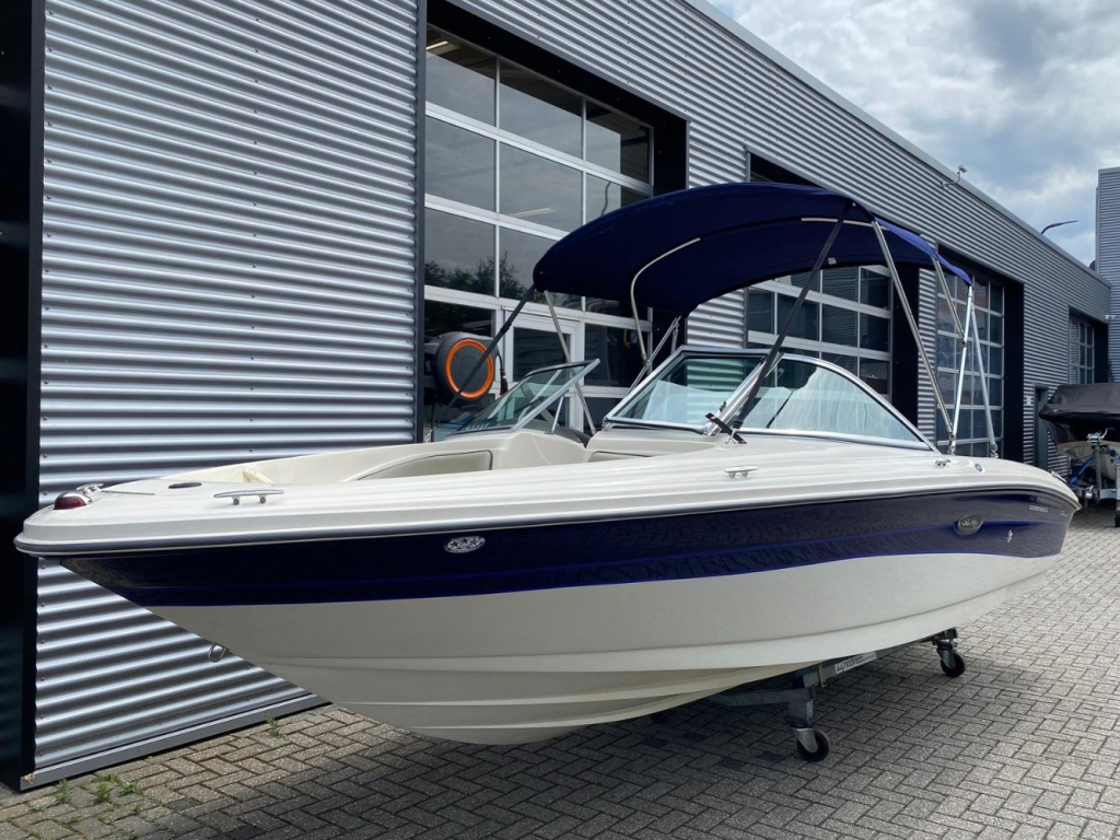 Sea Ray 185 Sport — foto 2 van 16