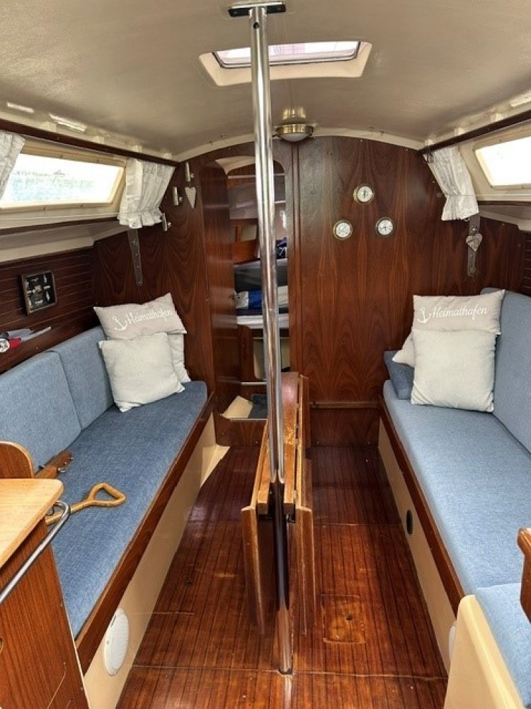 Dufour - Sailing Yacht - GRP (Polyester) - 1979 - € 19.500 — foto 6 van 11
