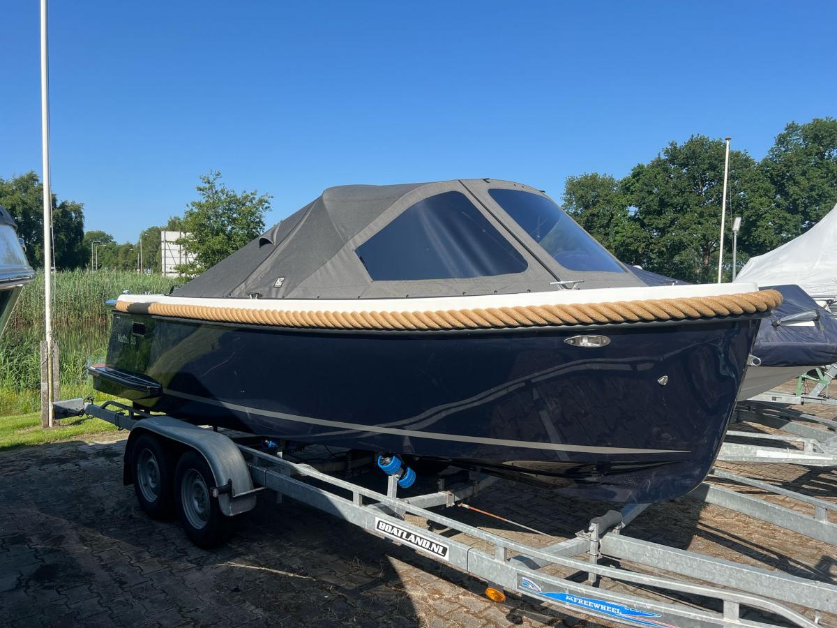 Maxima 600 Tender — foto 3 van 16