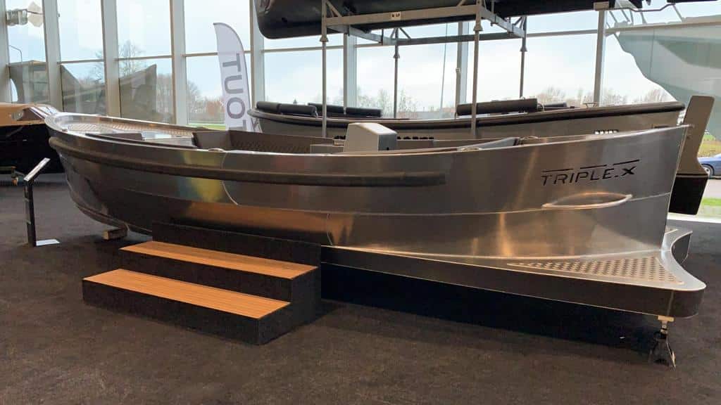 Triple X800 — foto 13 van 14