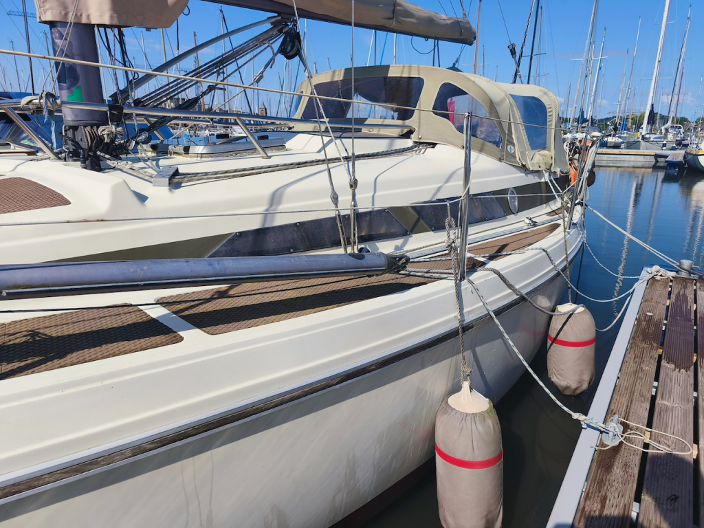Bavaria  890 — foto 2 van 23