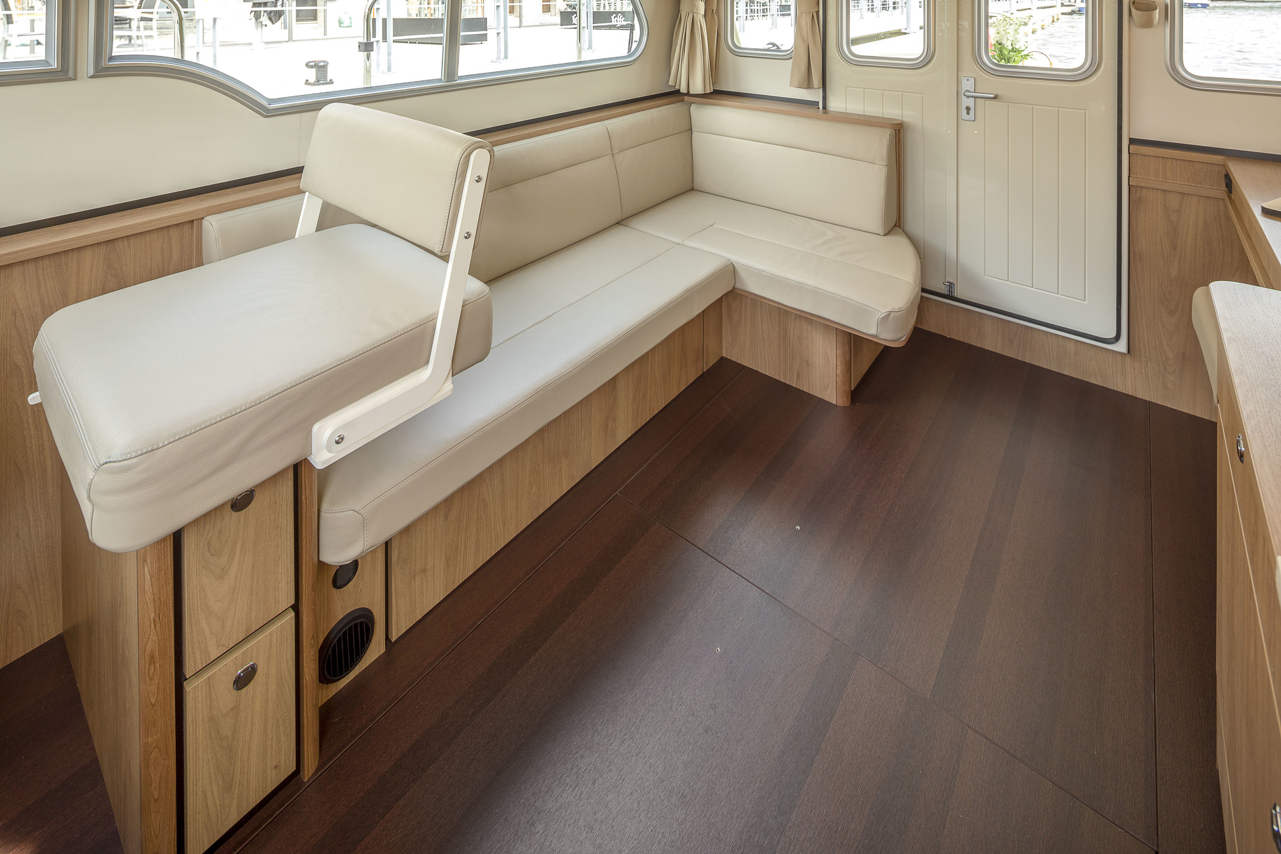 Linssen Grand Sturdy 30.0 Sedan INTERO — foto 20 van 30