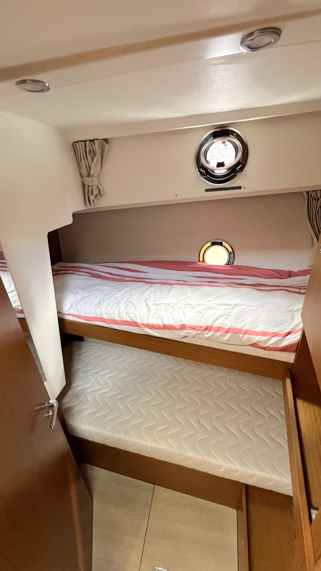 Beneteau Swift Trawler 35 — foto 59 van 76
