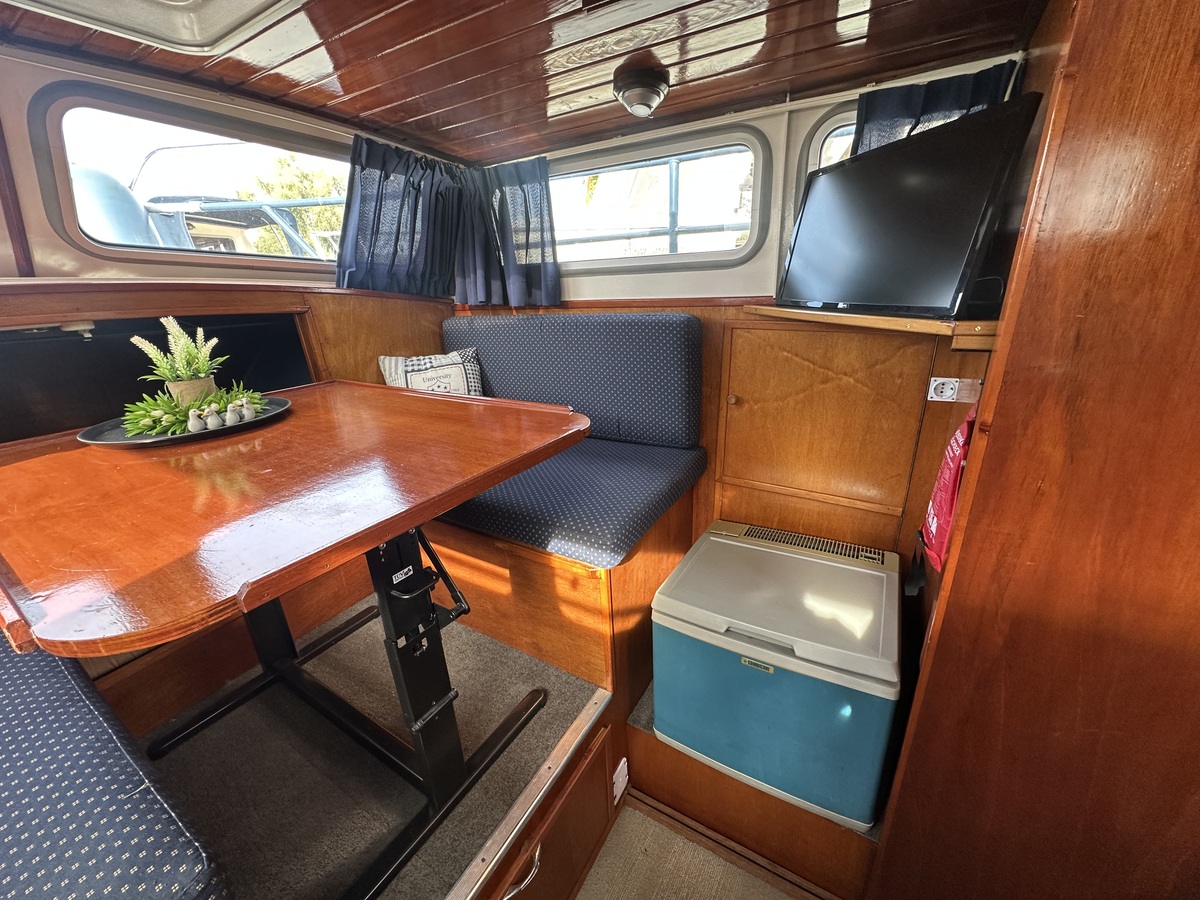 Van heckkruiser 995 — foto 13 van 27