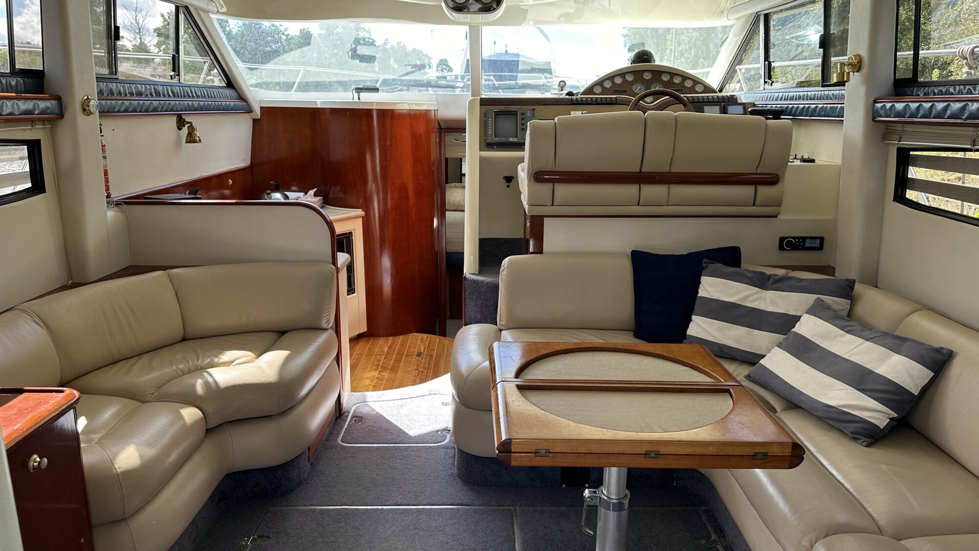 Fairline Phantom 40 Flybridge — foto 28 van 57
