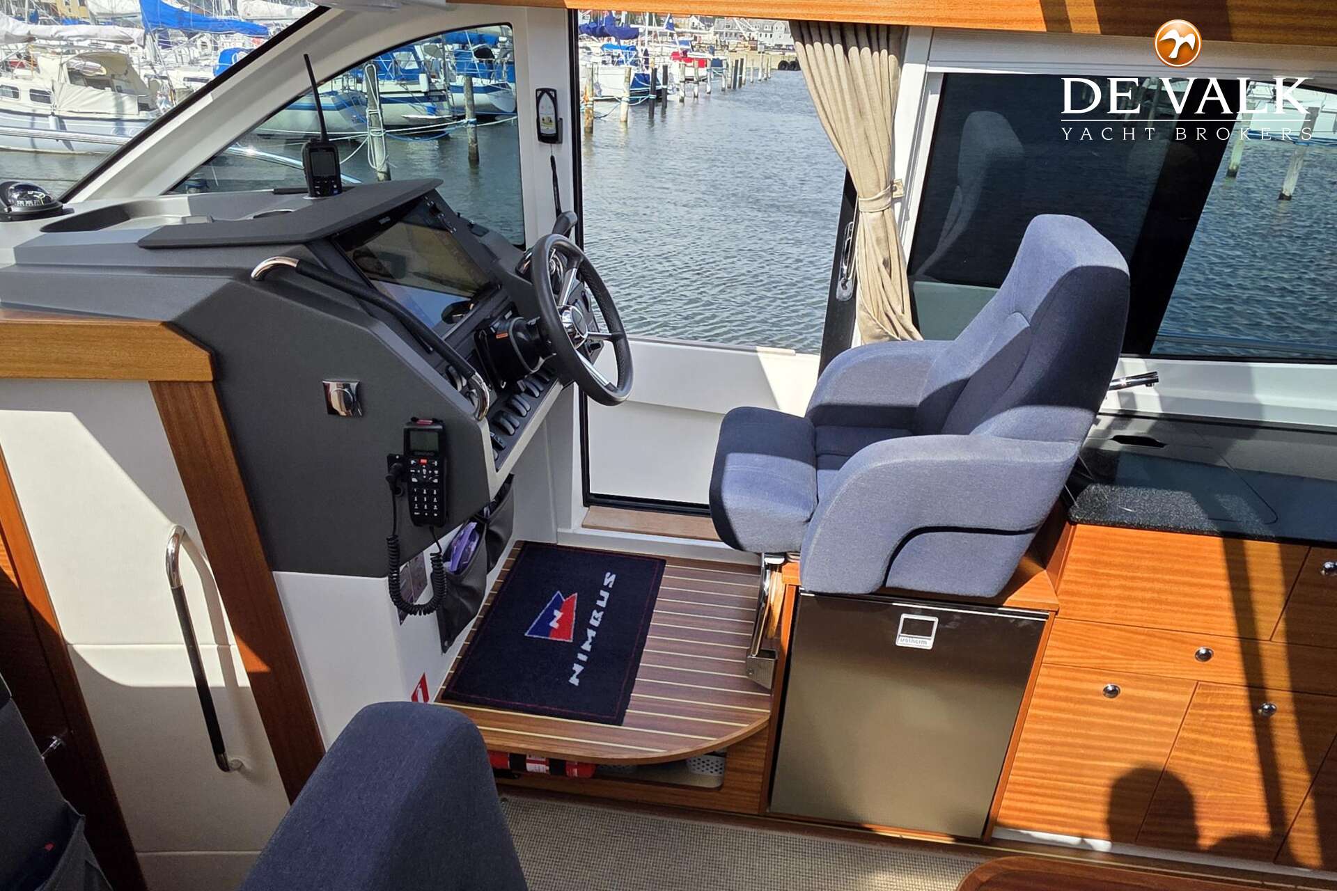 Nimbus 365 Coupe — foto 28 van 44