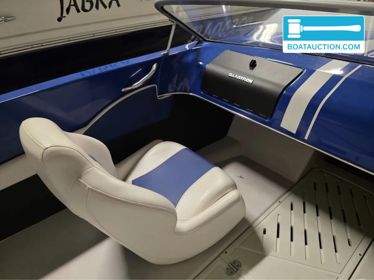 Glastron GT160 nu in de online veiling. — foto 5 van 11