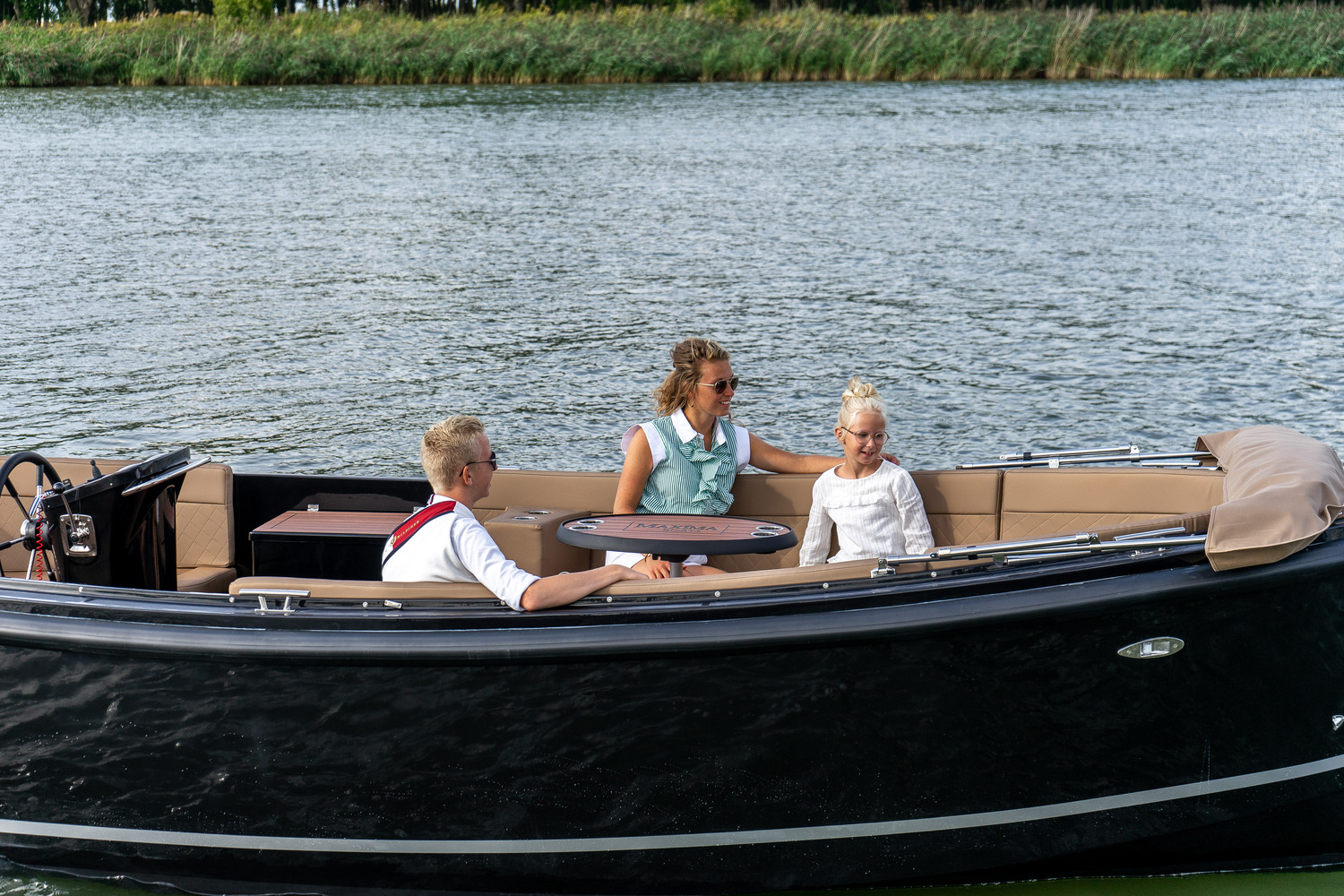 Maxima Boats 650 Flying Lounge — foto 7 van 16