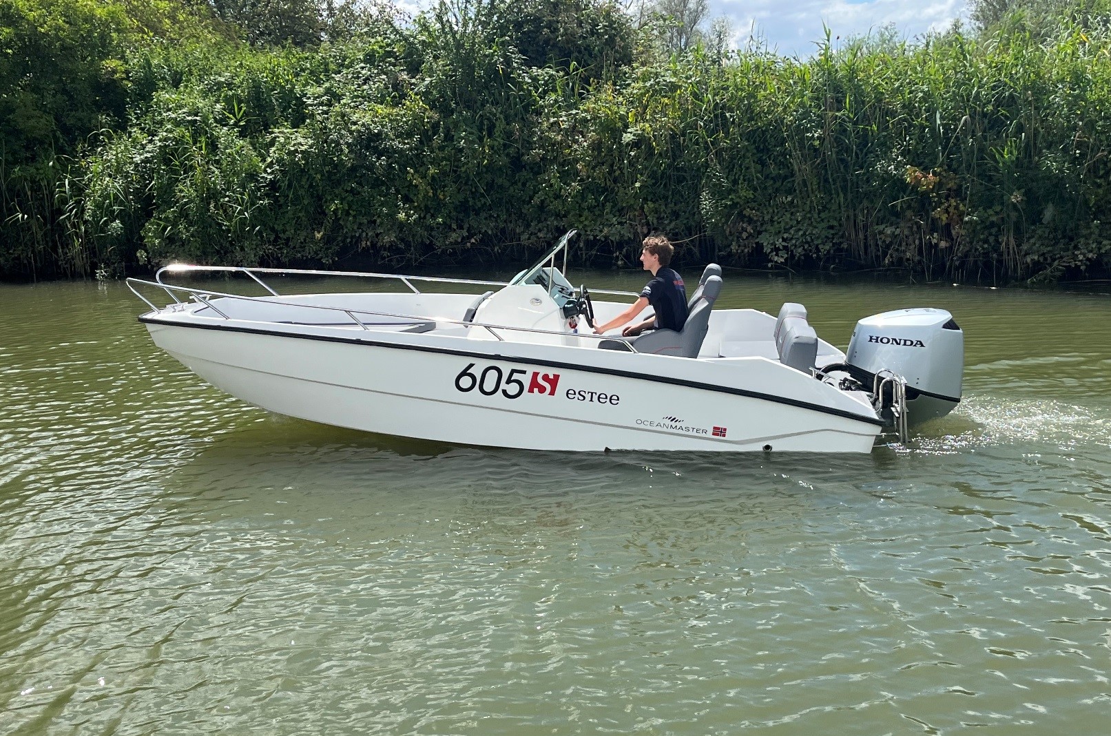 Oceanmaster 605S met Honda 135 pk — foto 2 van 14
