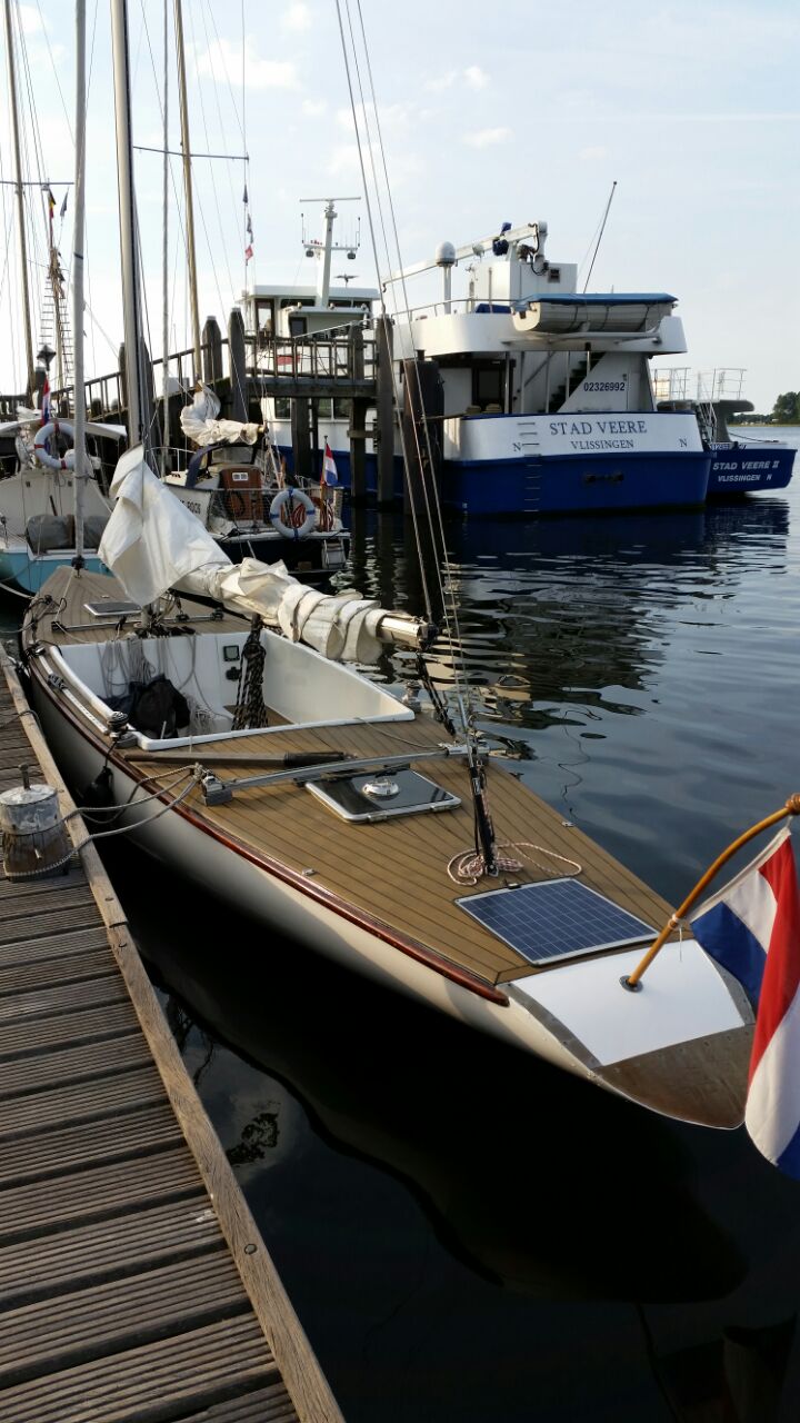 Daring Klassieke Dagzeiler met Suzuki BBM 9,9 PK — foto 7 van 12