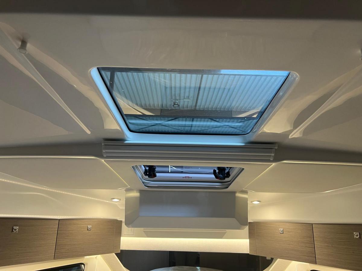 Jeanneau Merry Fisher 1095 Coupé Hardtop — foto 18 van 21
