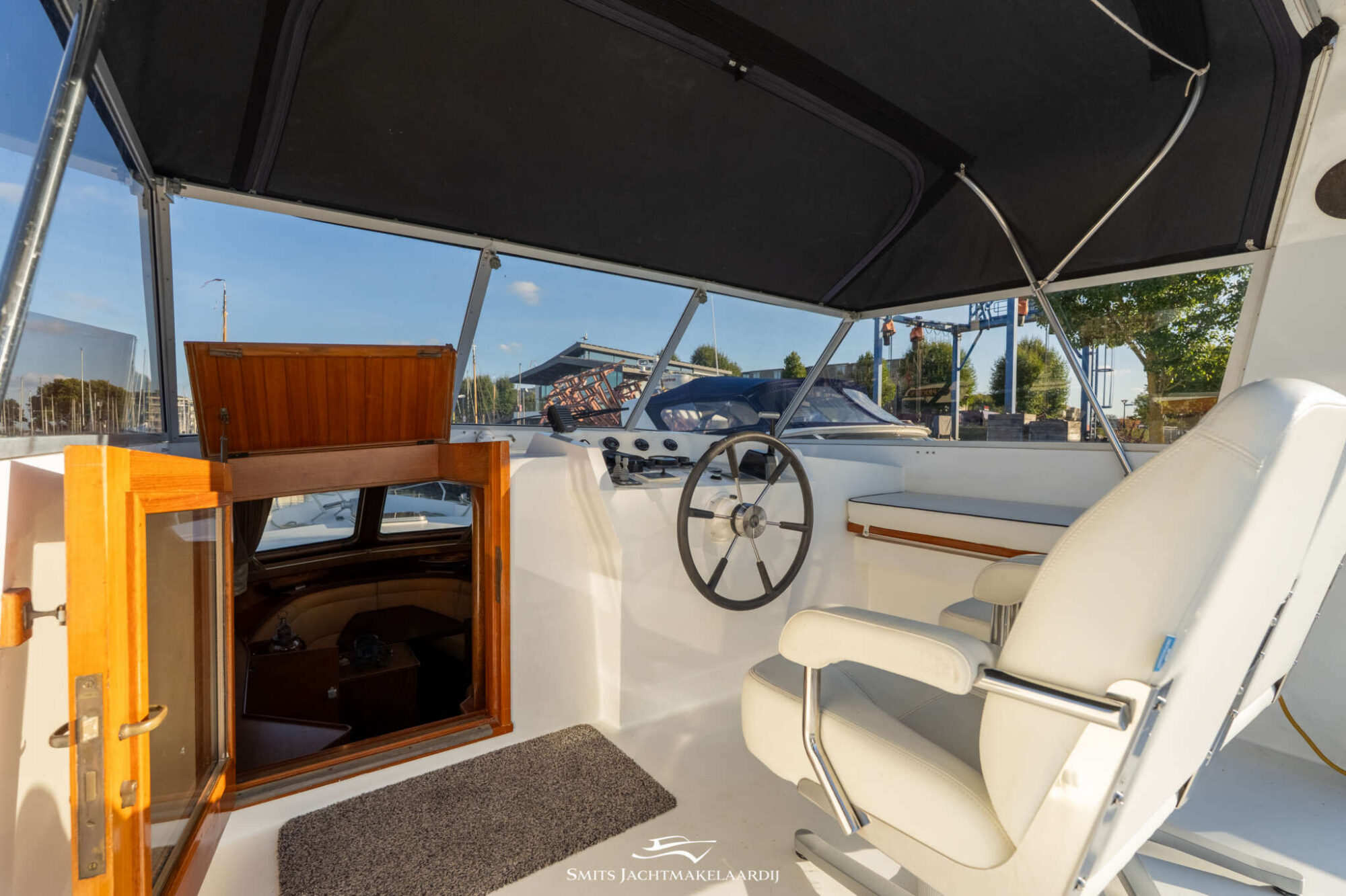Treffer 40 AK — foto 48 van 59