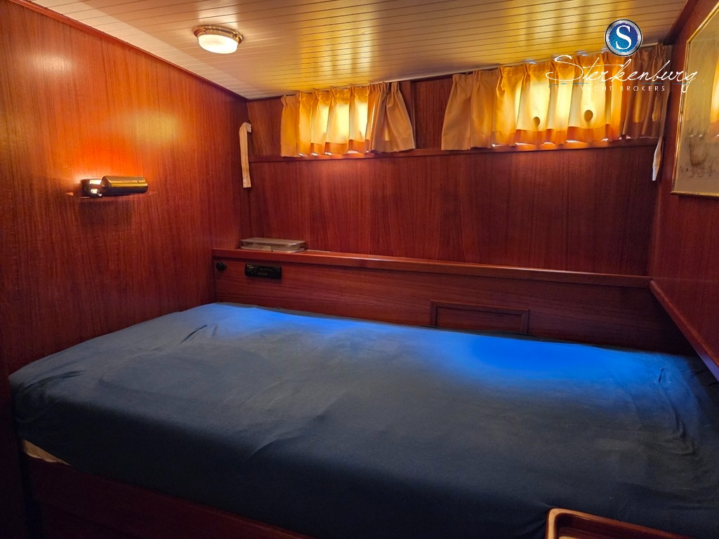 Valk Spiegelkotter 15.50 — foto 28 van 34