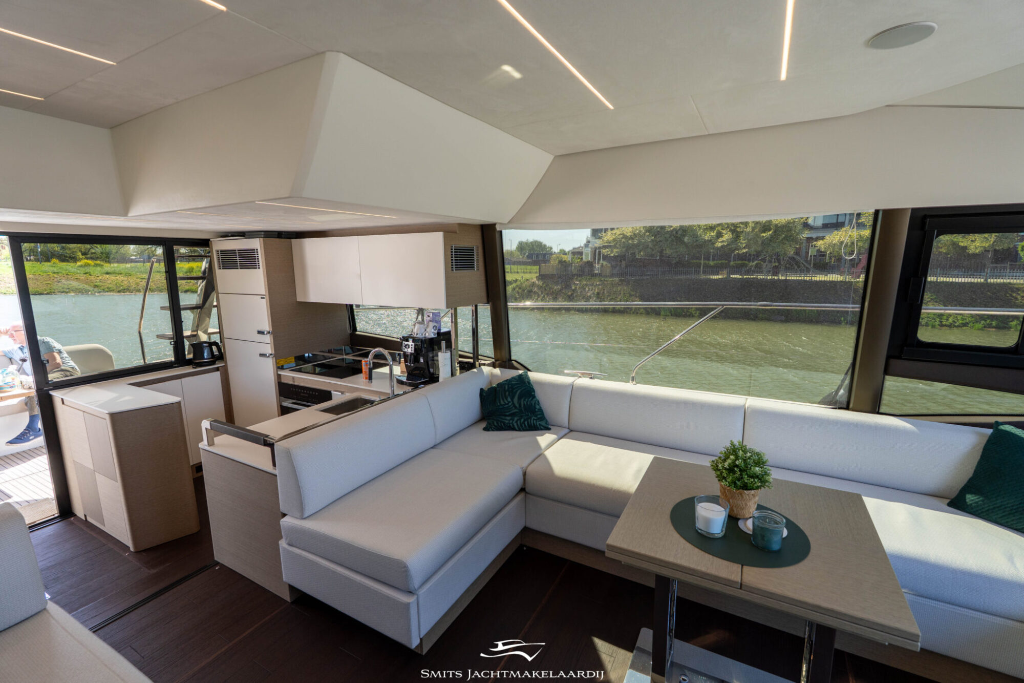 Prestige 590 Flybridge — foto 29 van 154