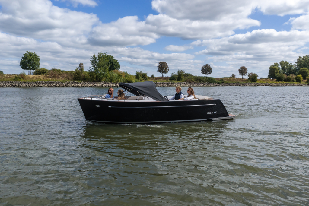 Maxima 630 Tender | Zelf samenstellen vanaf €25.950,- — foto 3 van 23