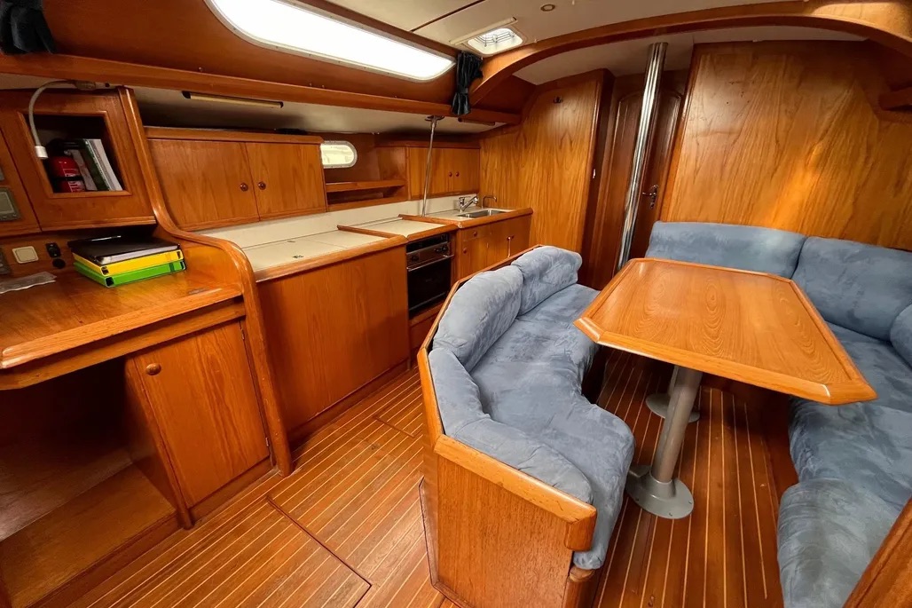 Jeanneau Sun Odyssey 42.2 - BluYachting — foto 4 van 12