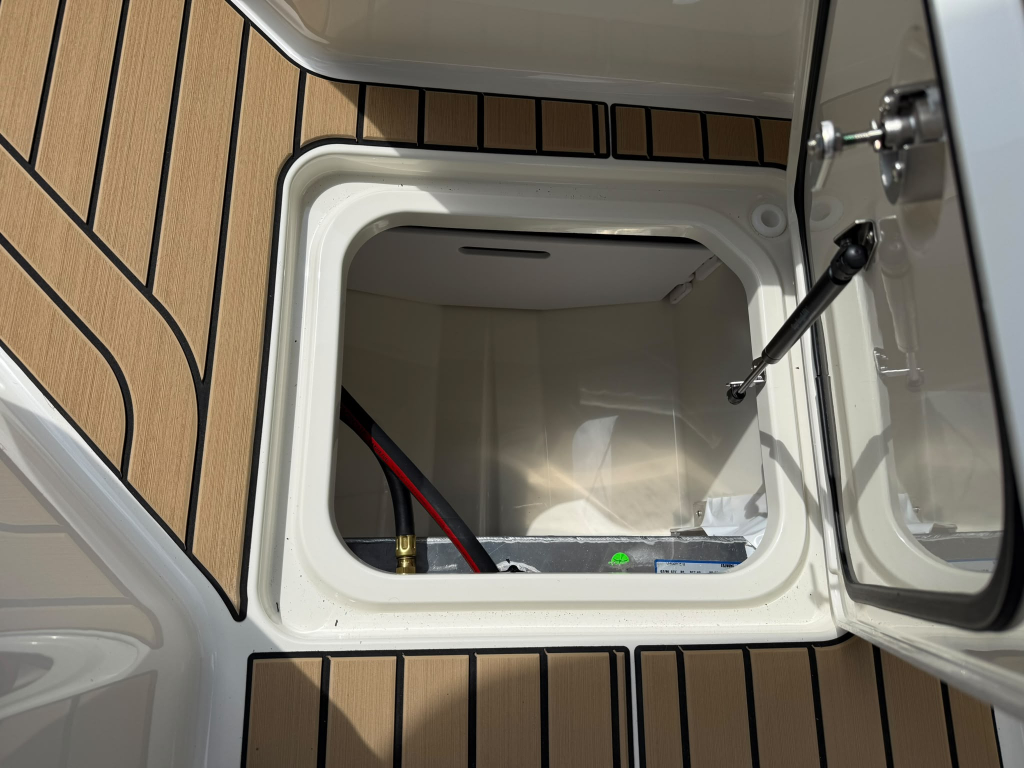 Sea Ray SDX 230 — foto 49 van 50