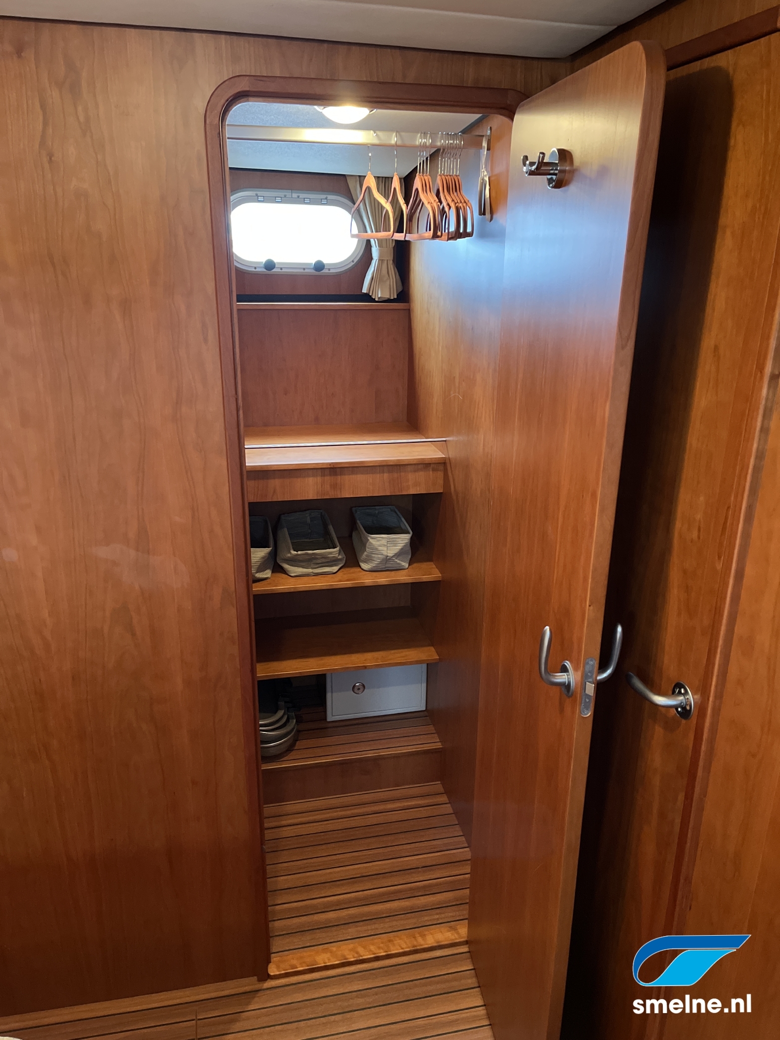 Linssen Grand Sturdy 43.9 AC — foto 50 van 90