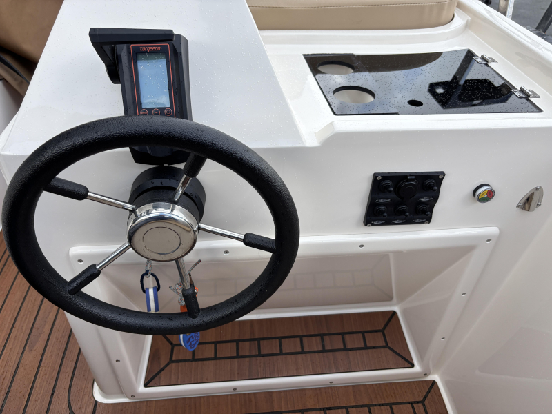 Anker 540 rs | Sloep | Torqeedo 3.0 | — foto 7 van 12