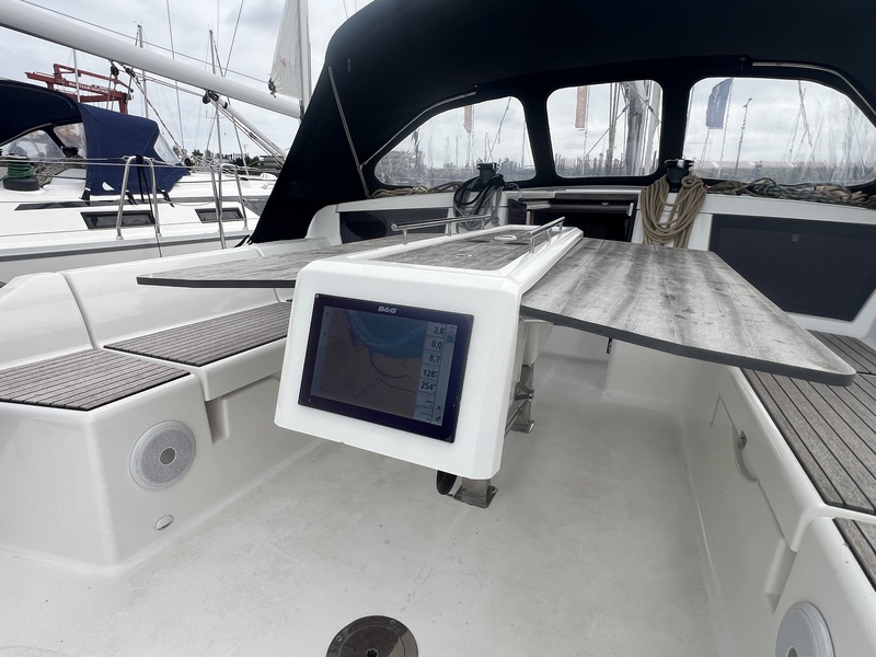 Dufour 430 GL — foto 55 van 63