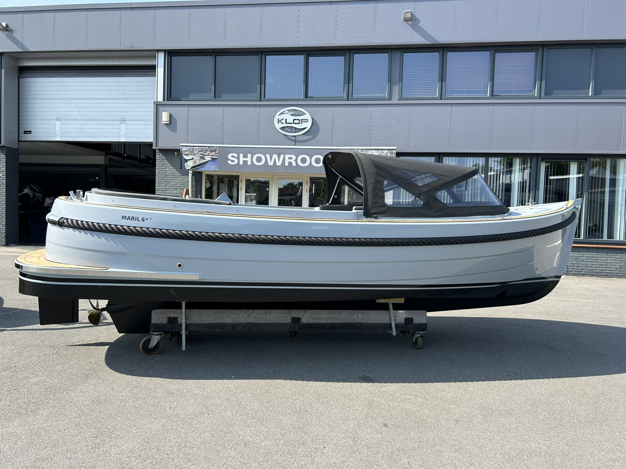 Maril 6NXT met Vetus 42 pk dieselmotor in RAL 7001 op voorraad!