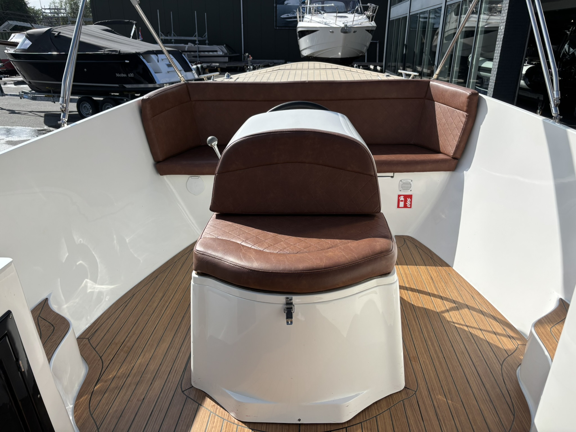 Maxima Boats 750 Flying Lounge met Honda 40 pk van bouwjaar 2020! — foto 8 van 11