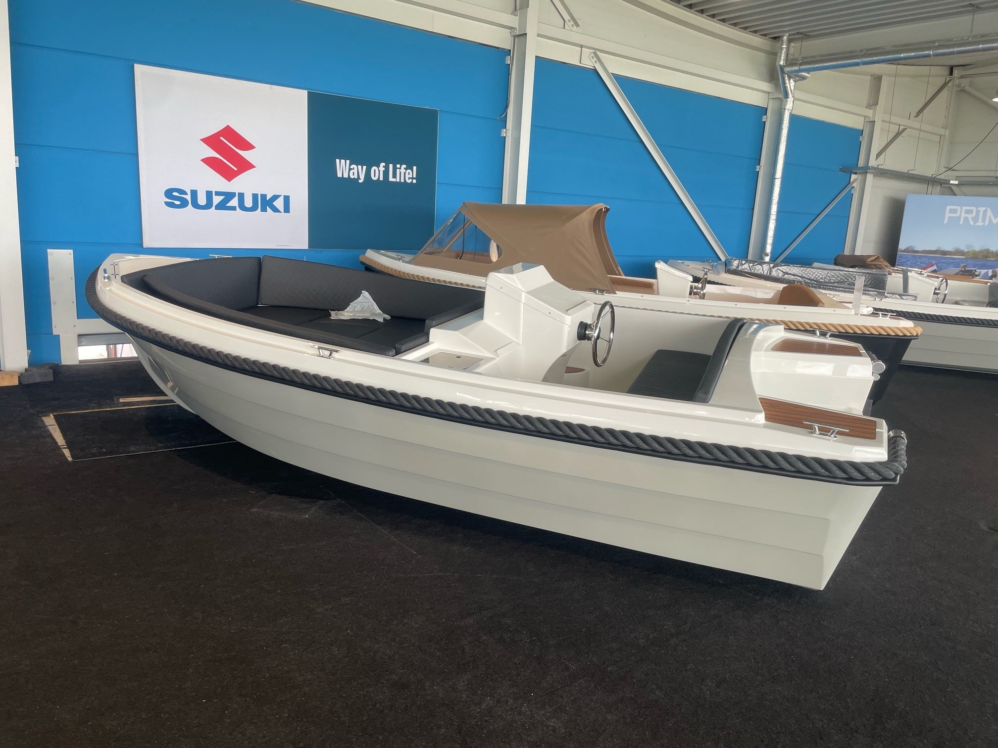 4 Family 500 de Luxe — foto 1 van 6