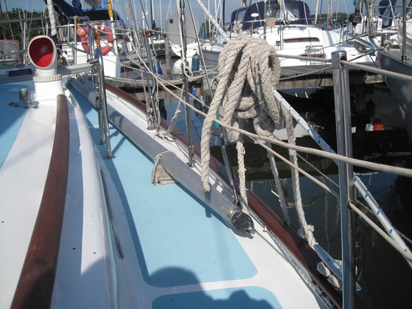 Rustler - Sailing Yacht - GRP (Polyester) - 1969 - € 17.500 — foto 7 van 11