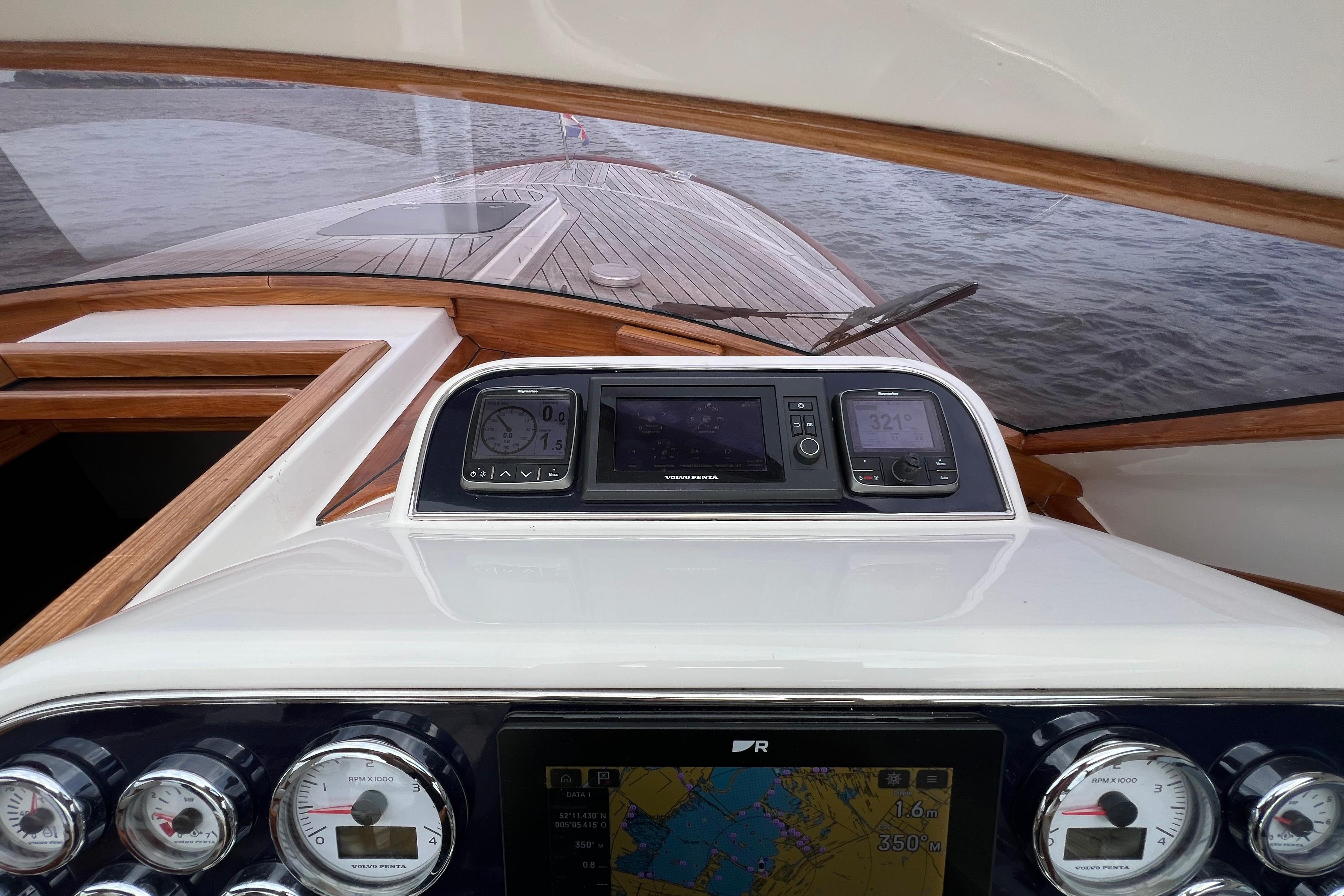 Long Island 40 Runabout — foto 39 van 71