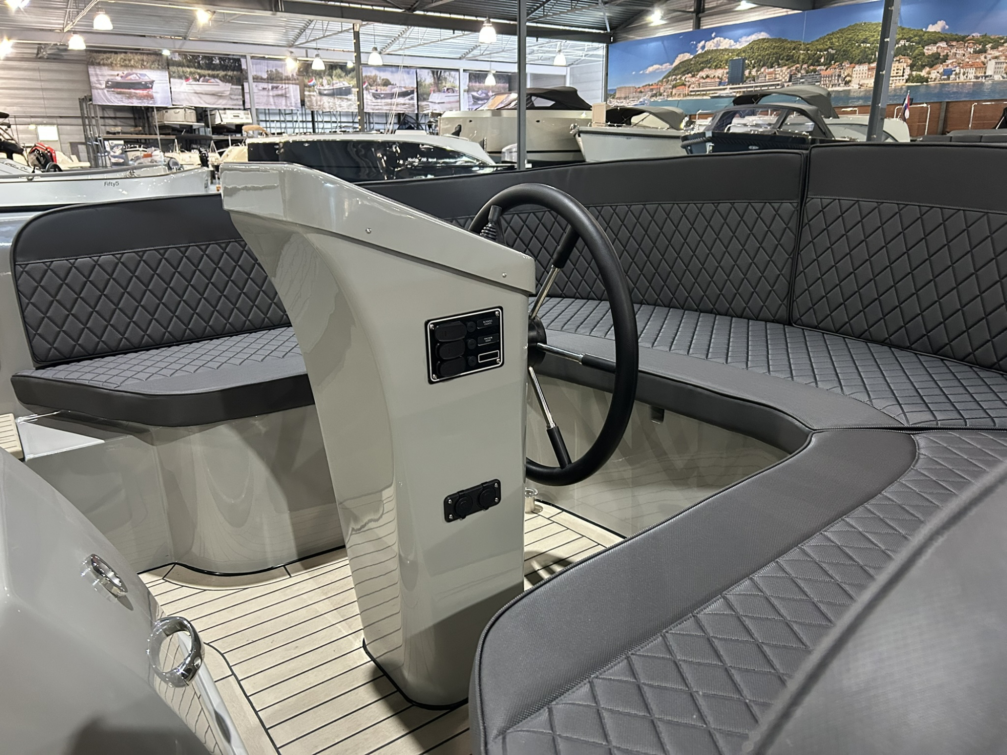 Antaris Sixty6 met Vetus 42 pk in RAL 7030 op voorraad! — foto 6 van 8