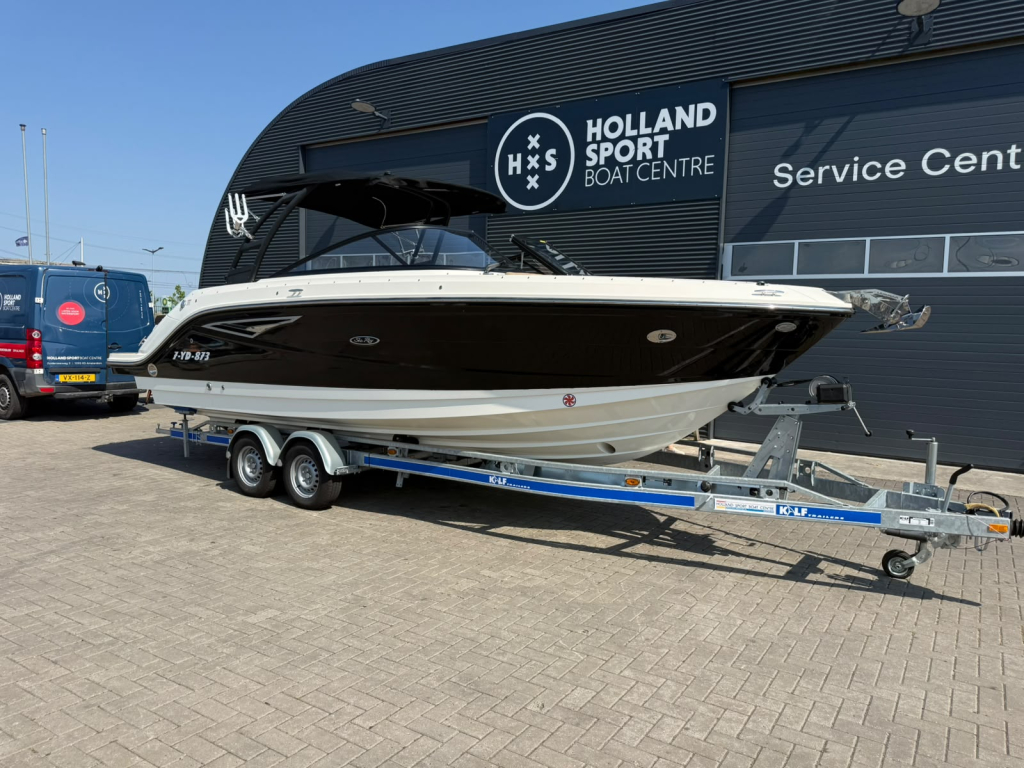 Sea Ray SLX 250