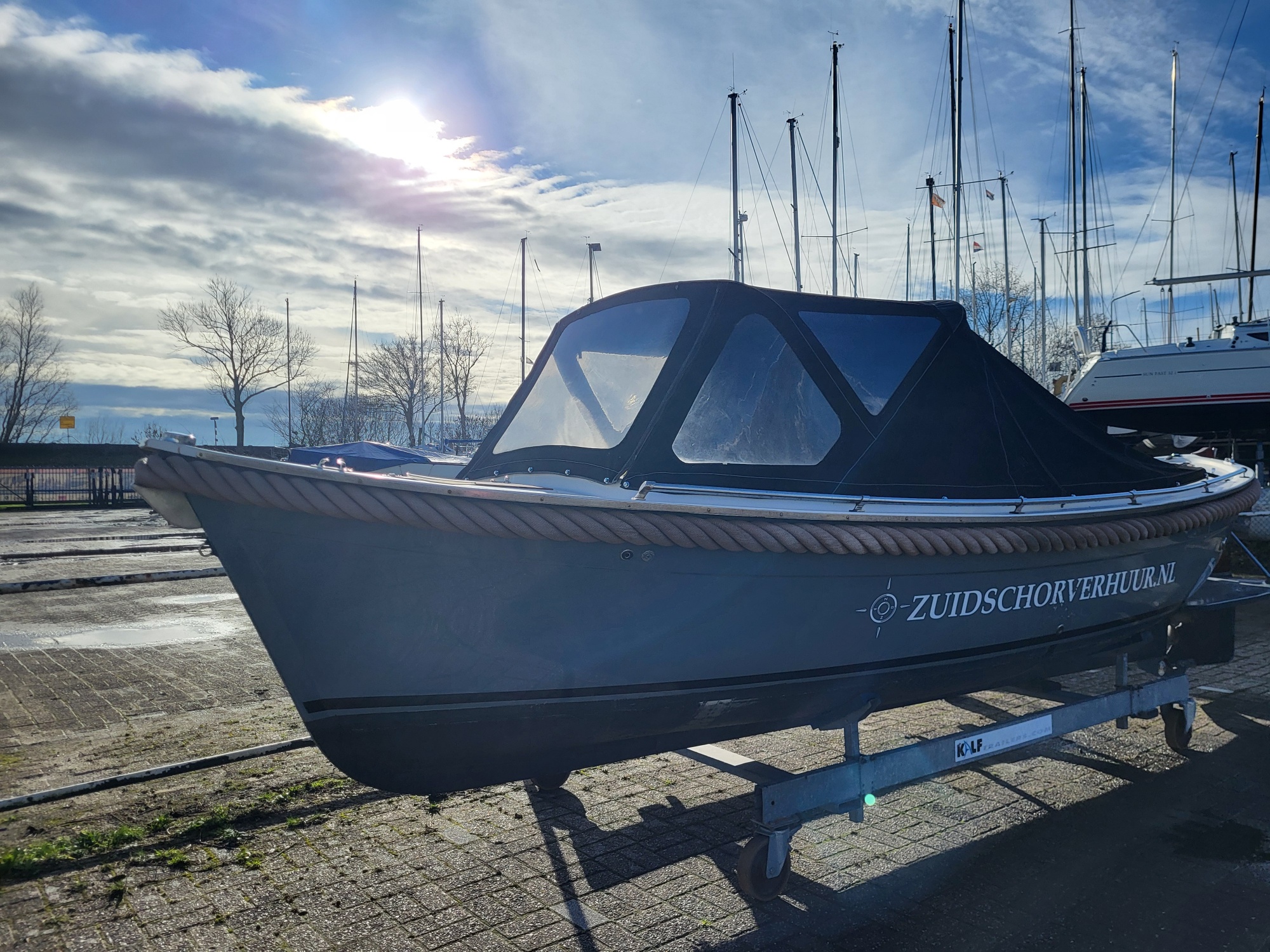 Robuuste Gebruikte Zuidschor 625 Diesel Inboard Sloep Lichtgrijs — foto 4 van 4