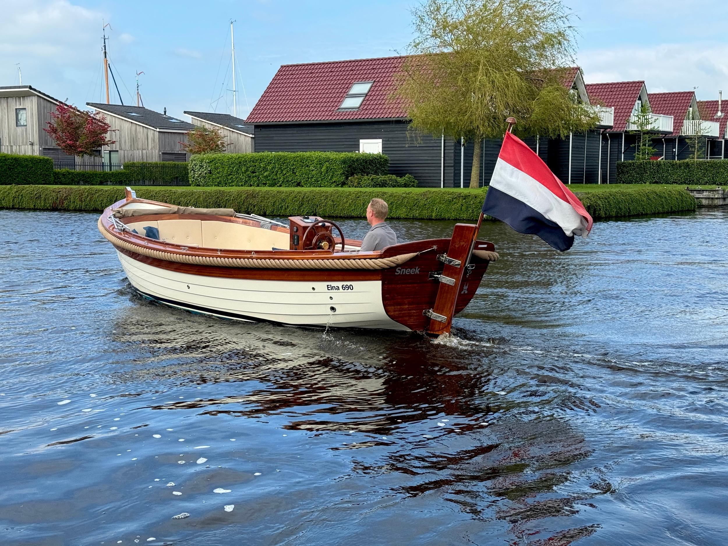 Elna 690 — foto 17 van 29