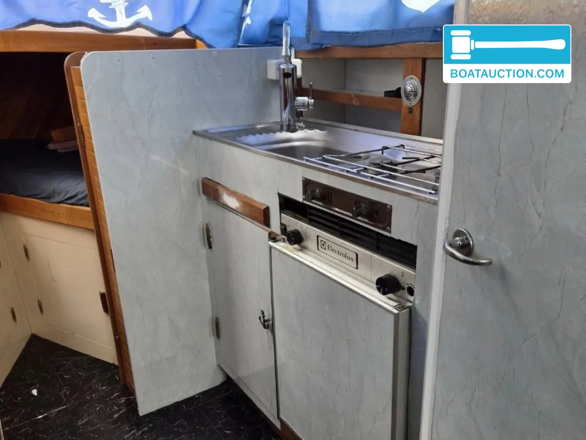 Motorkruiser 900 nu in de online veiling. — foto 11 van 13