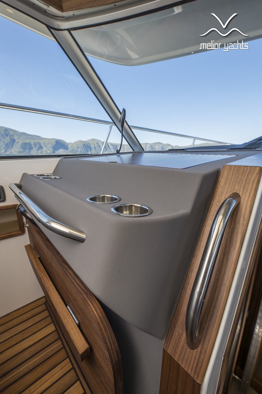 Saga 385 - Edition Walnut Interior — foto 10 van 56