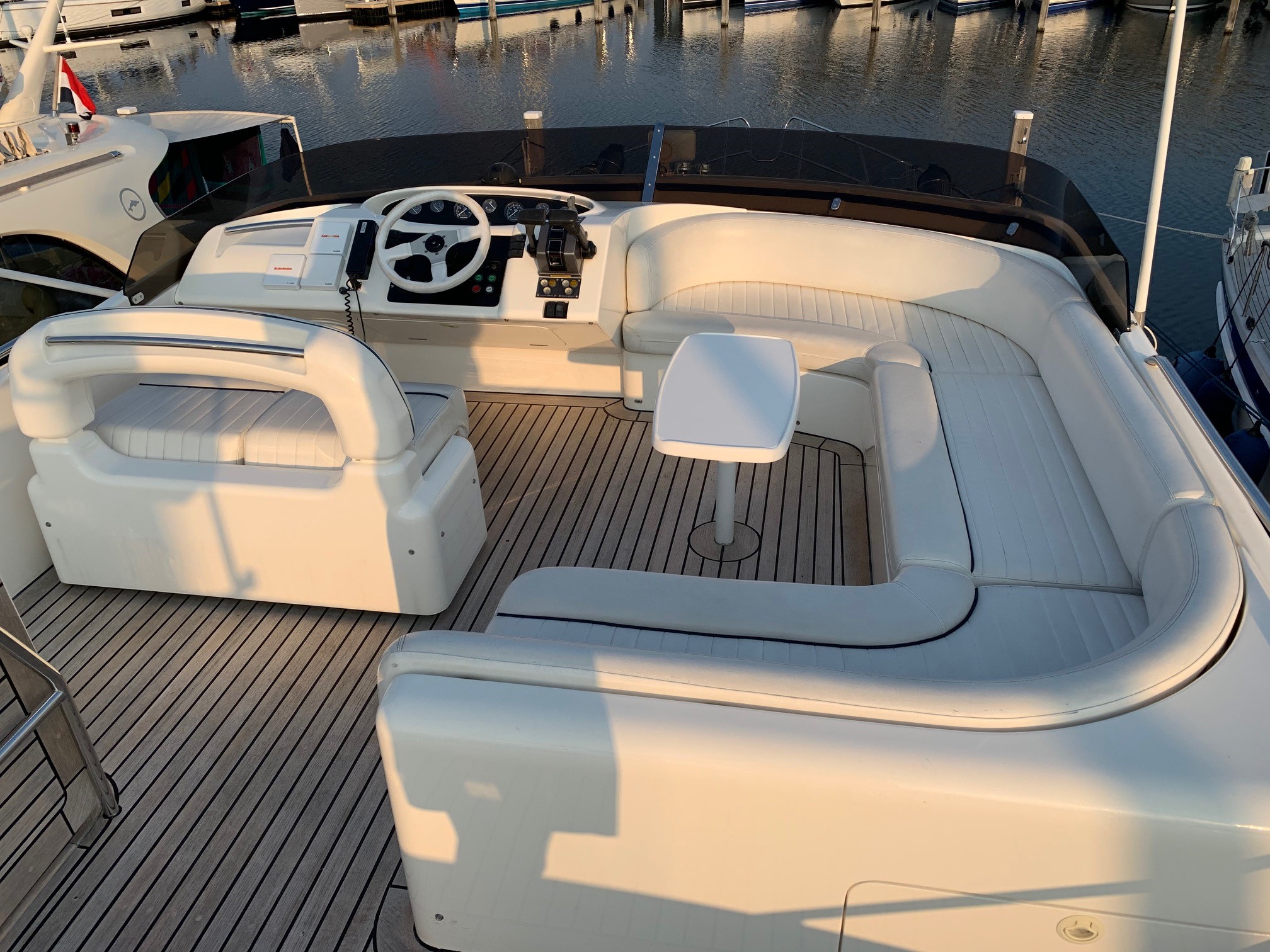 Princess 440 FLY — foto 29 van 30