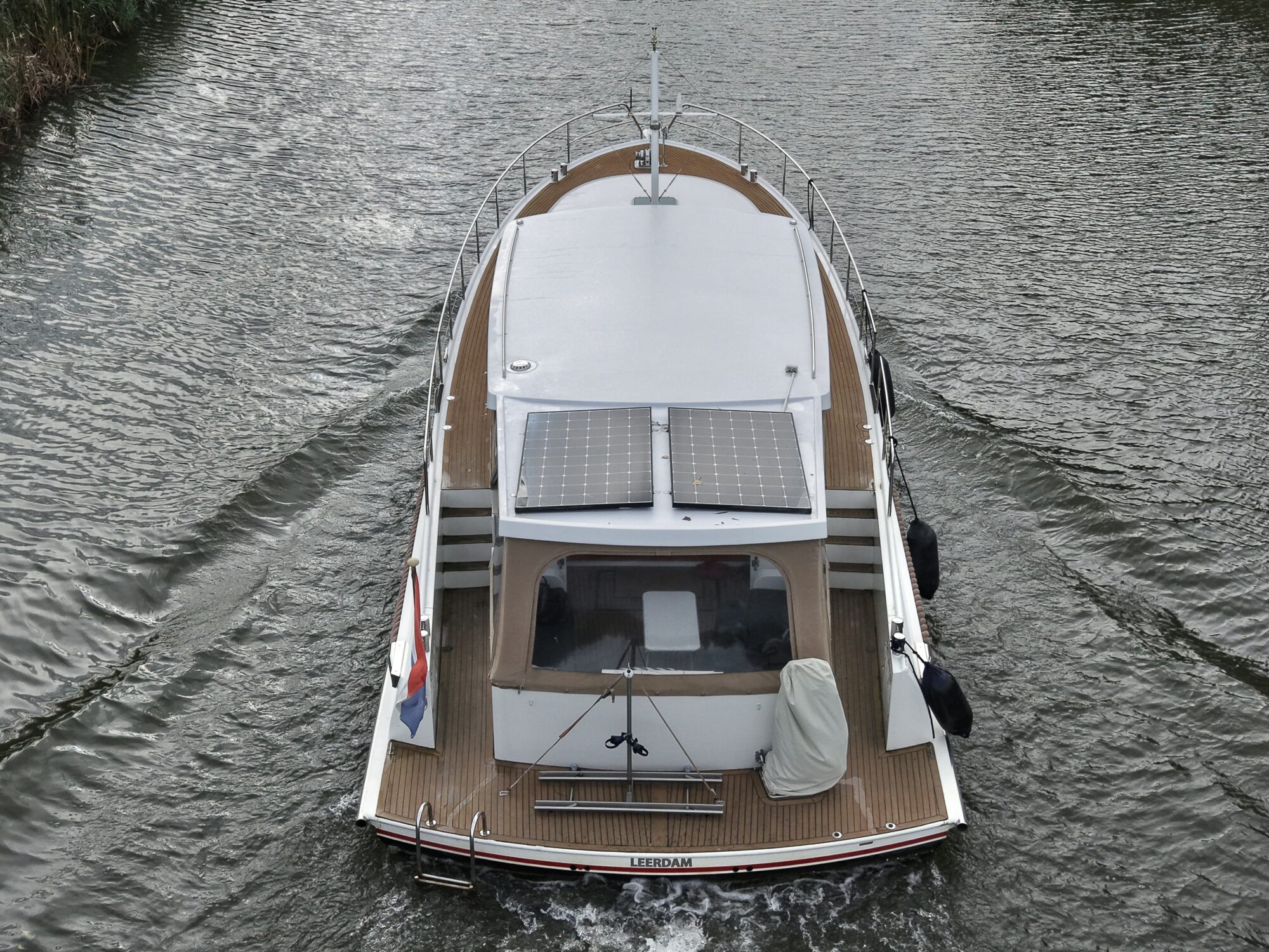 Serious Yachts Gently Low Bridge 45 Sedan — foto 10 van 74