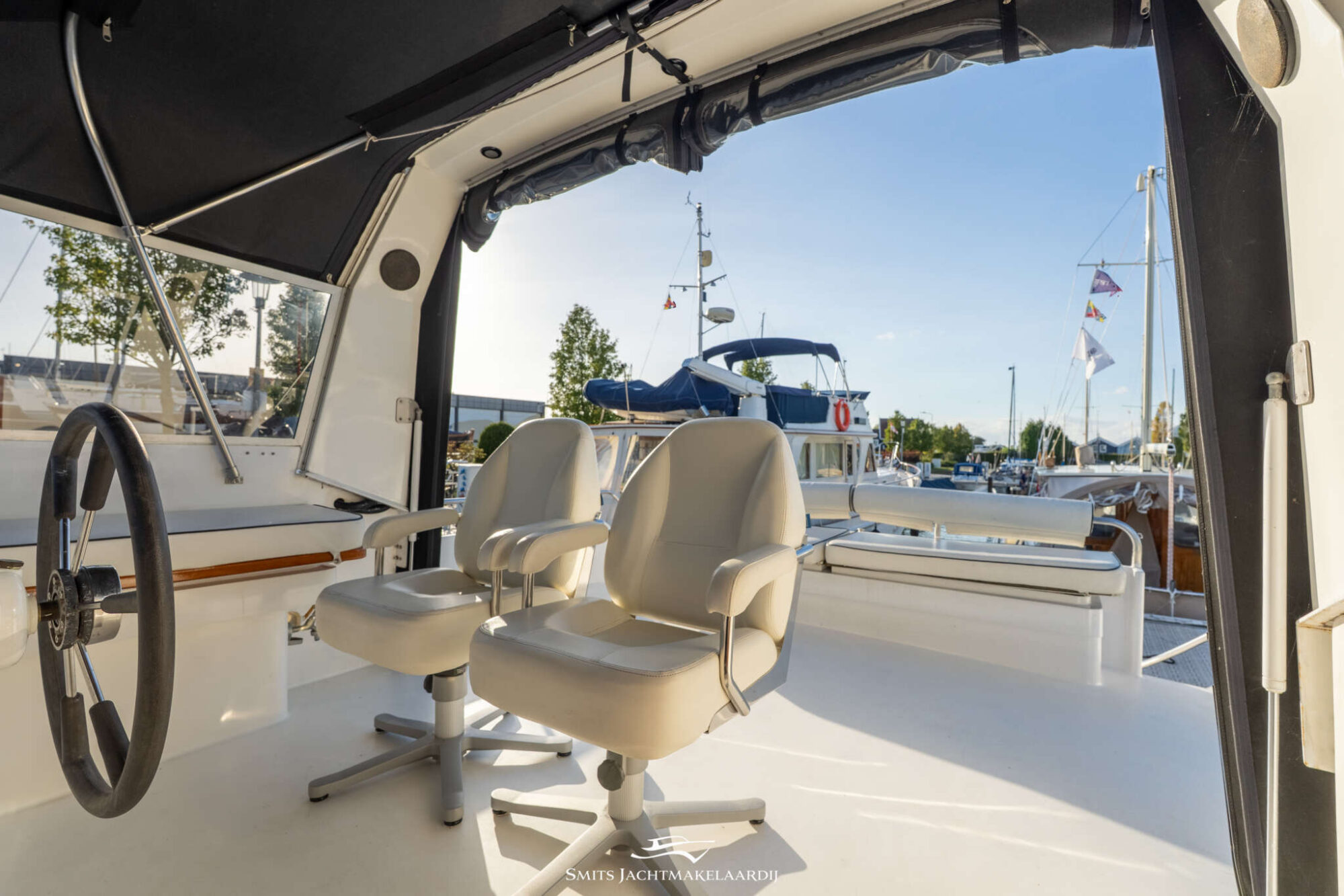Treffer 40 AK — foto 49 van 59