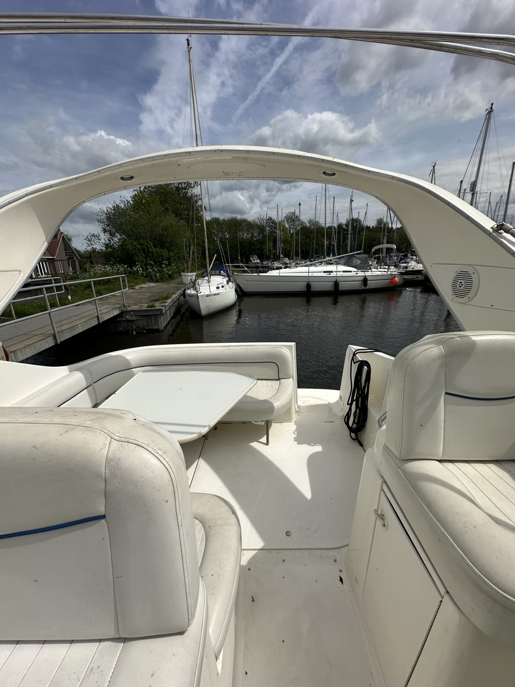 Bayliner 305 Ciera — foto 32 van 35