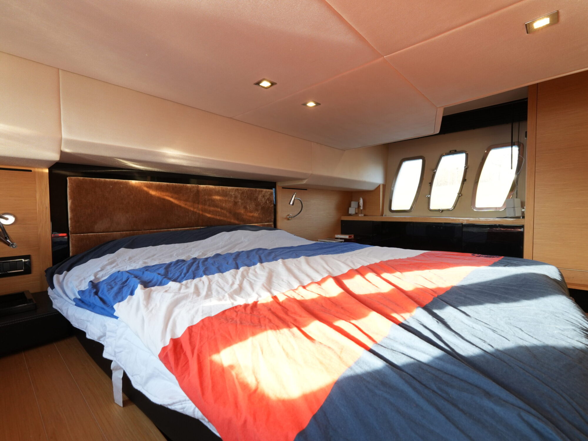 Sessa C46 HT IPS — foto 32 van 52