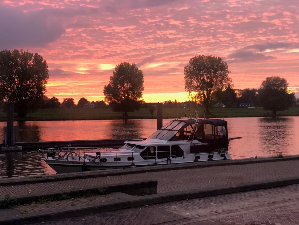 Valkkruiser Content 1270 — foto 12 van 12