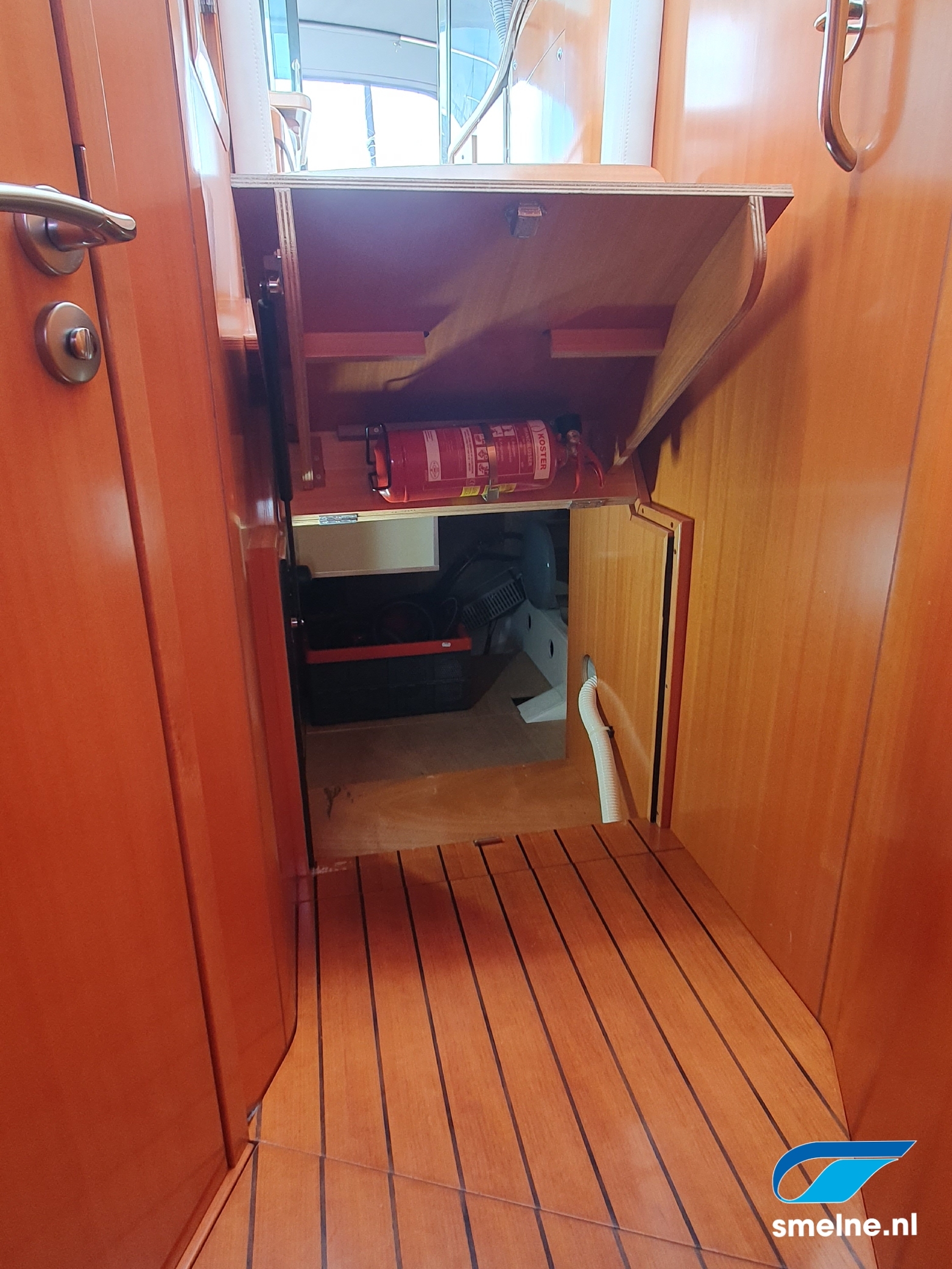 Beneteau Flyer 12 Cabin — foto 27 van 60