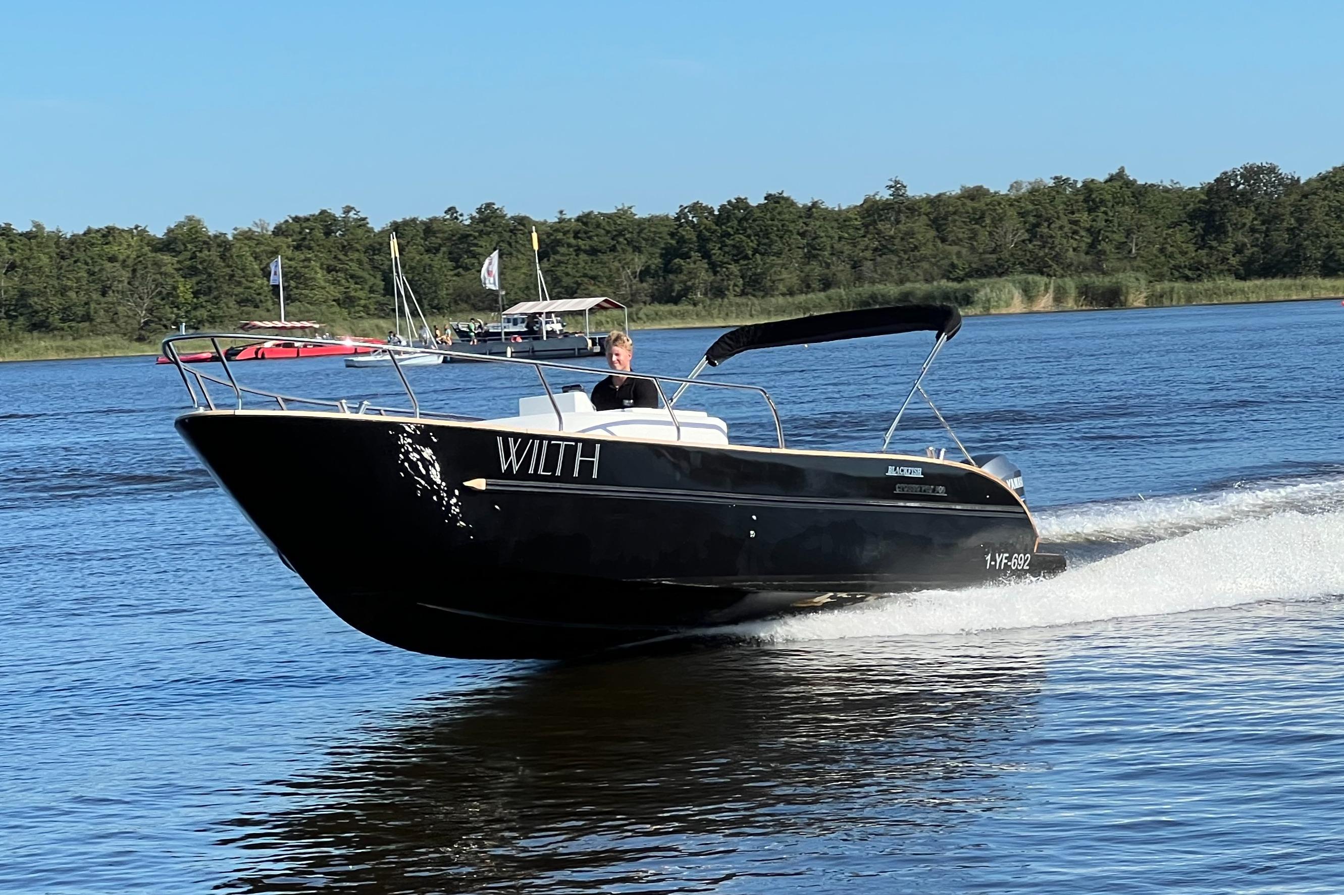 Center Console Blackfish Crossover 900 — foto 11 van 43