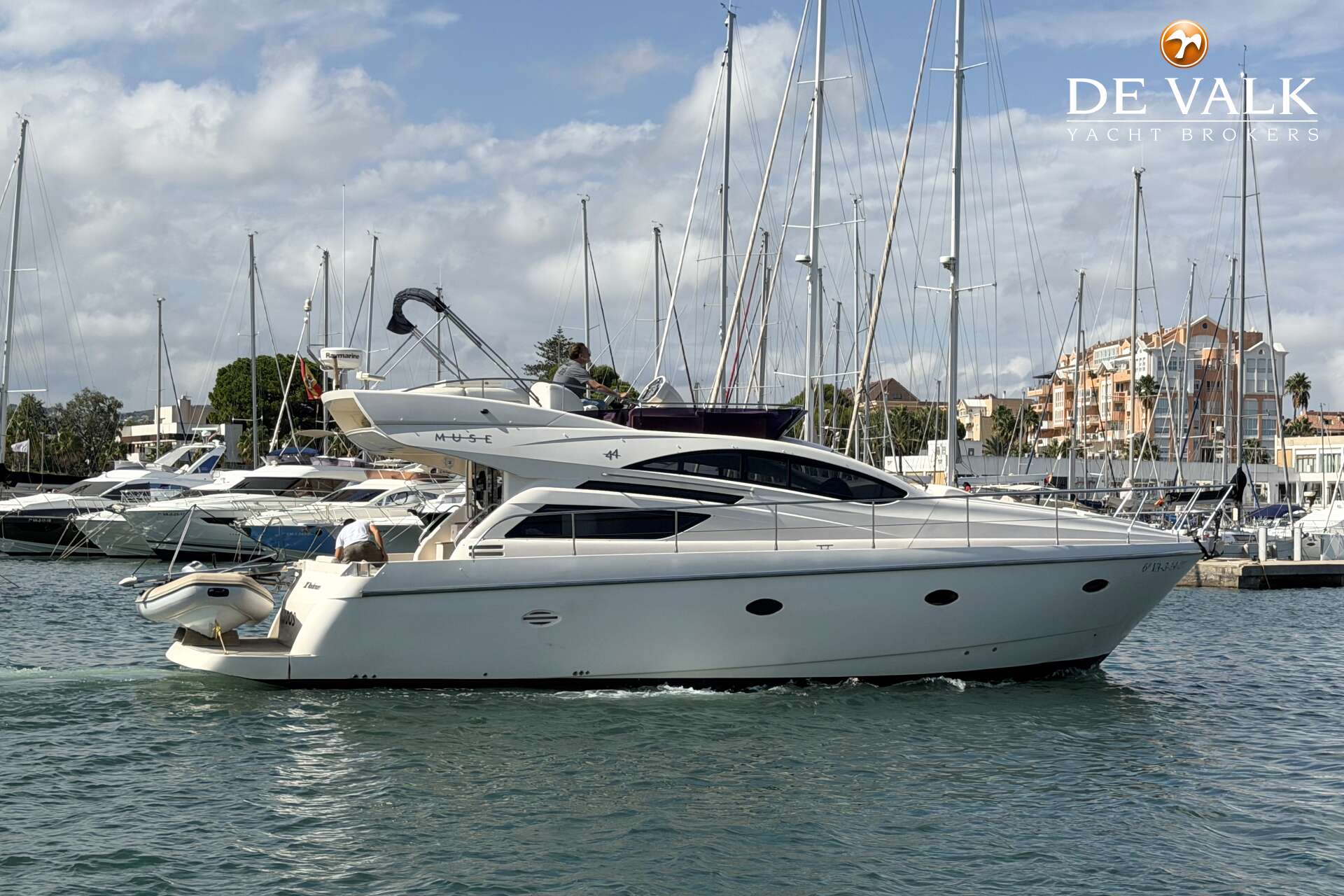 Rodman Muse 44 — foto 3 van 41