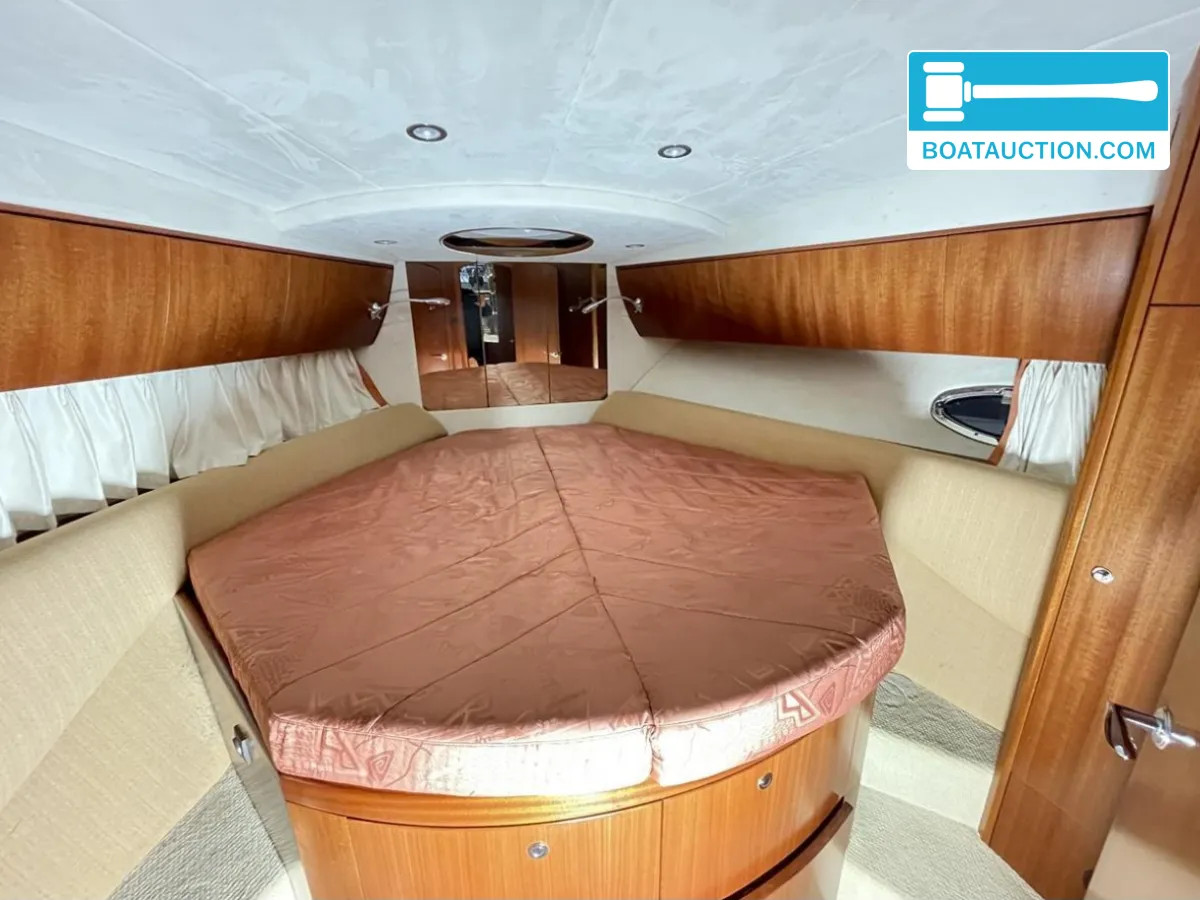 Galeon 390 FLY nu in de online veiling. — foto 28 van 35