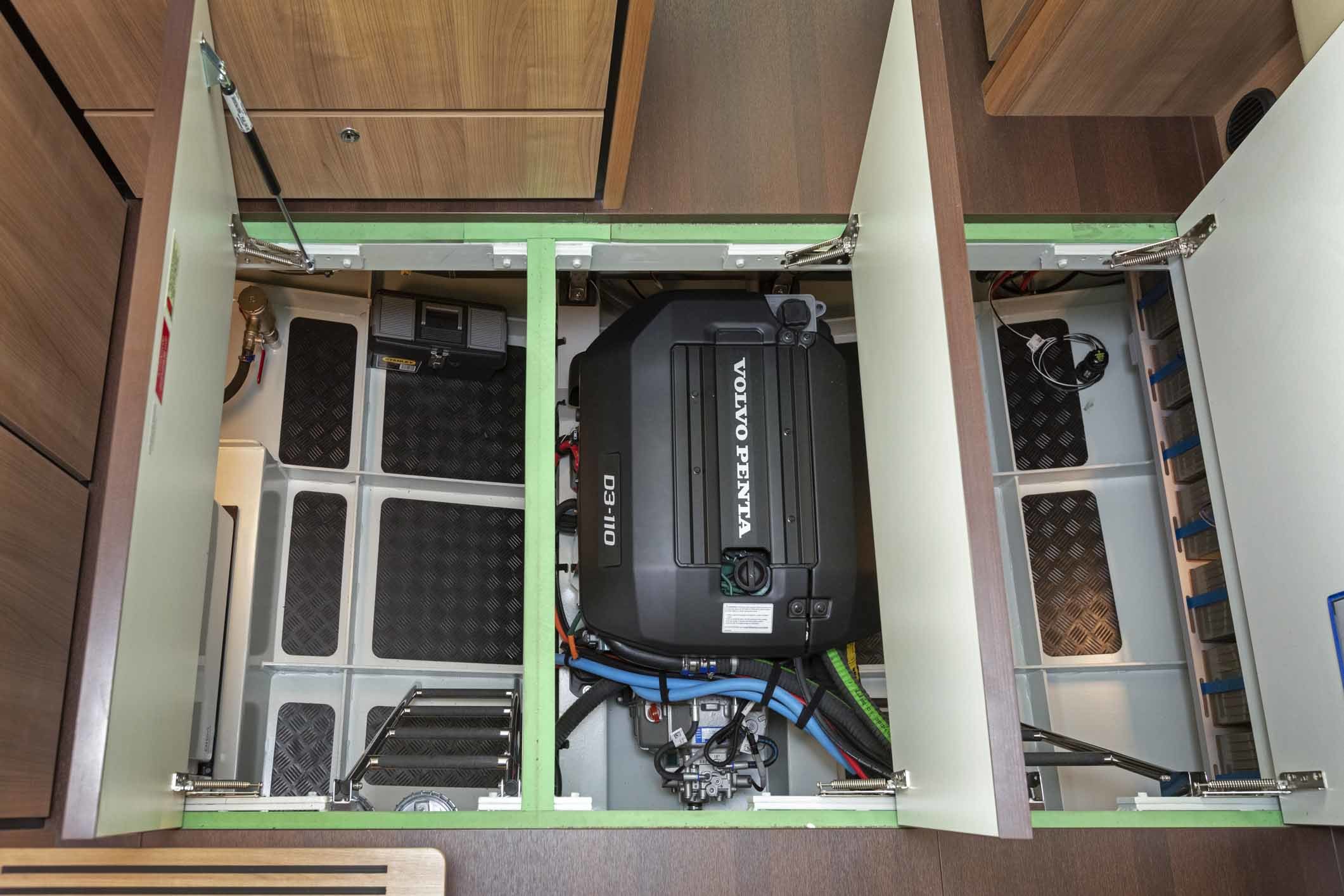 Linssen Grand Sturdy 40.0 AC INTERO — foto 28 van 31