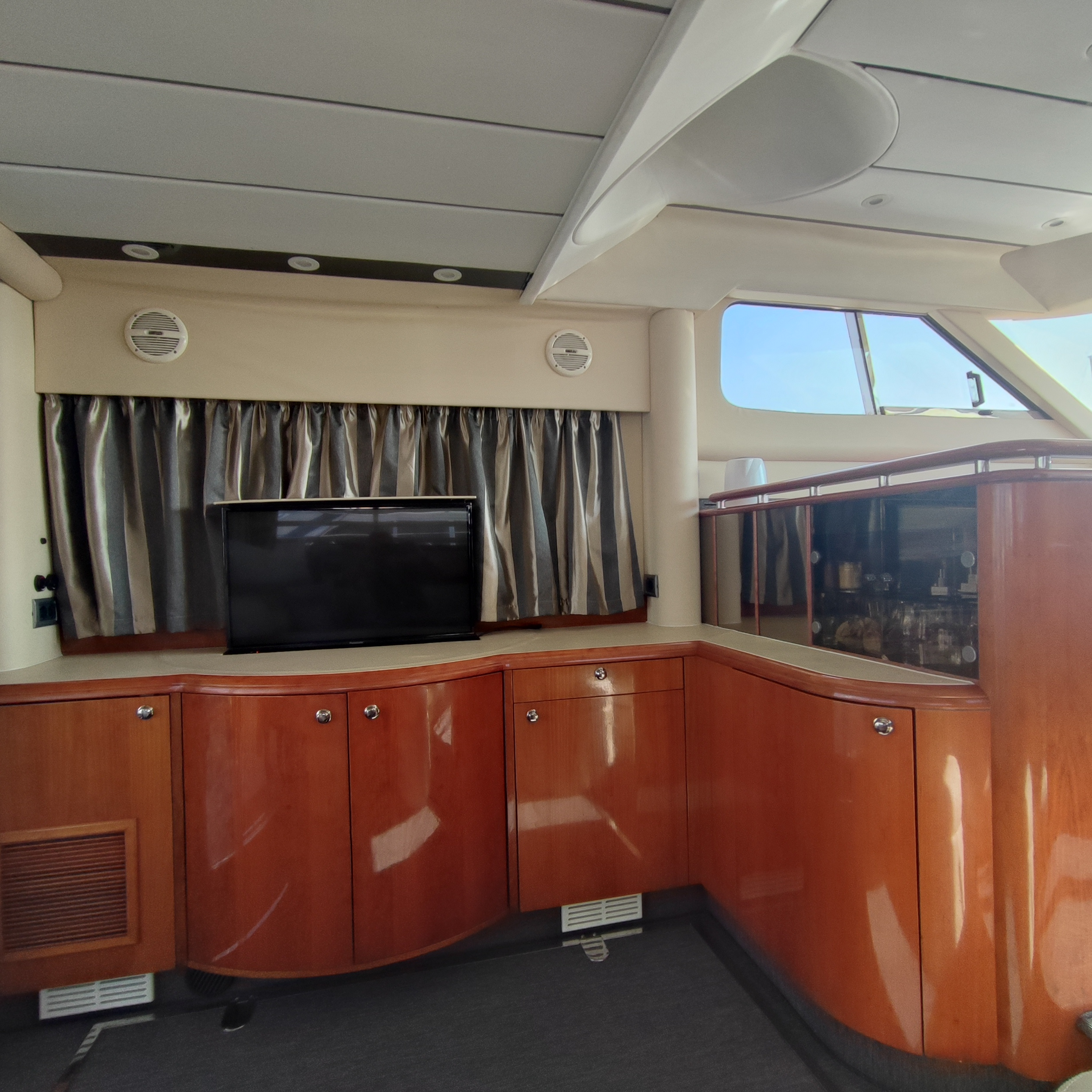 Fairline Squadron 50 — foto 6 van 24