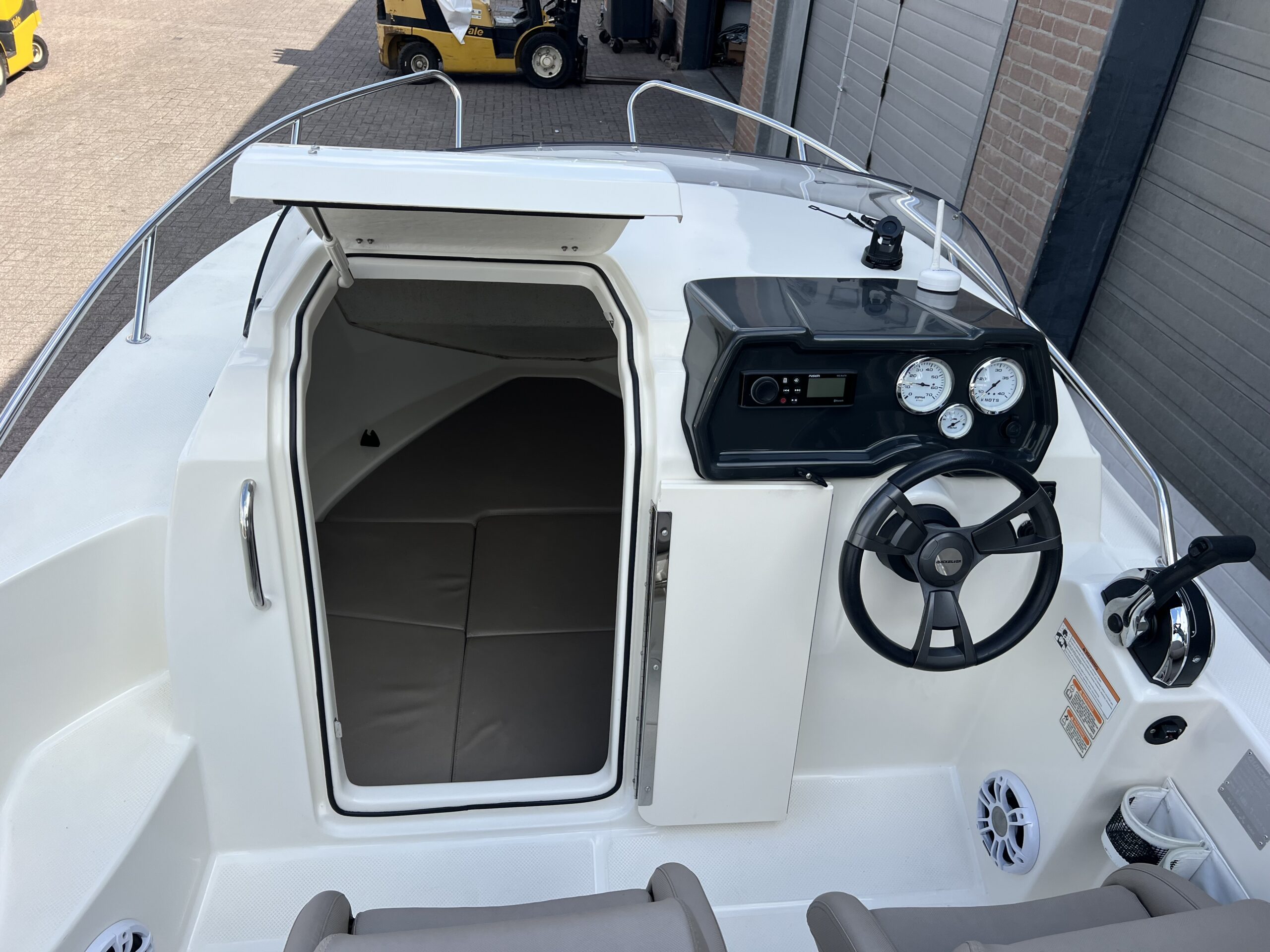 Quicksilver 455 Cabin - Foto 5